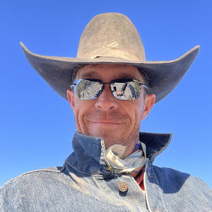 Meet your Posher, Quinton